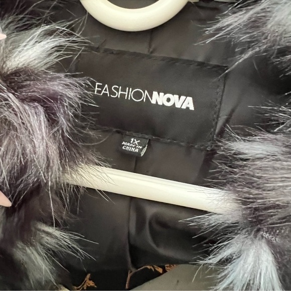 Black and white vegan fur coat - Picture 2 of 2